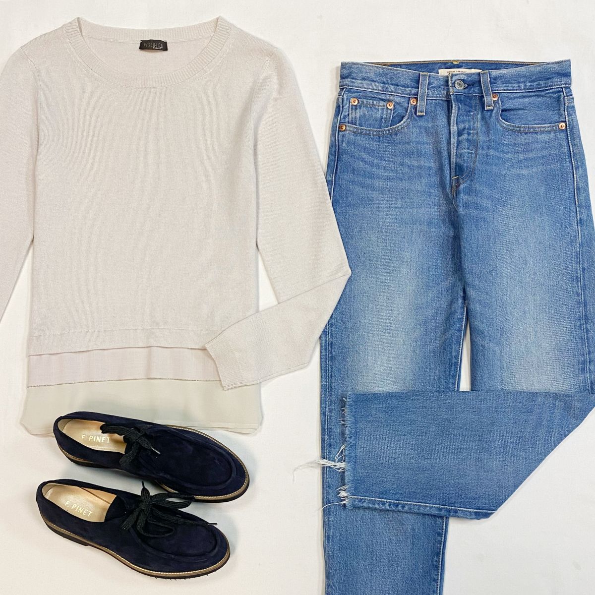 Кофта Peserico размер 40 цена 6 154 рубДжинсы Levi’s размер 25 цена 4 616 рубБотинки F Pinet размер 40 цена 20 001 руб