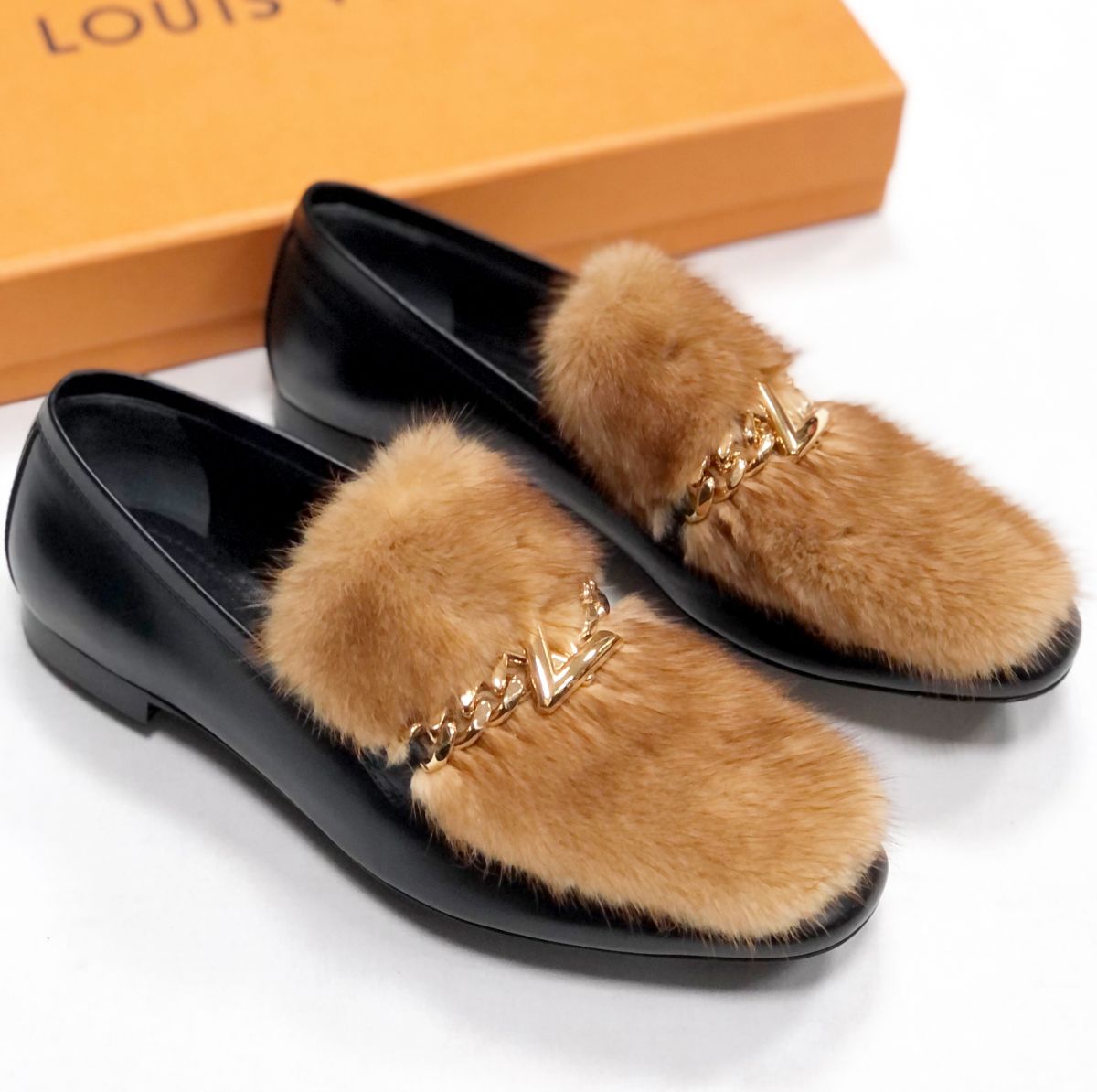 Лоферы Louis Vuitton размер 37.5 цена 31 310 руб