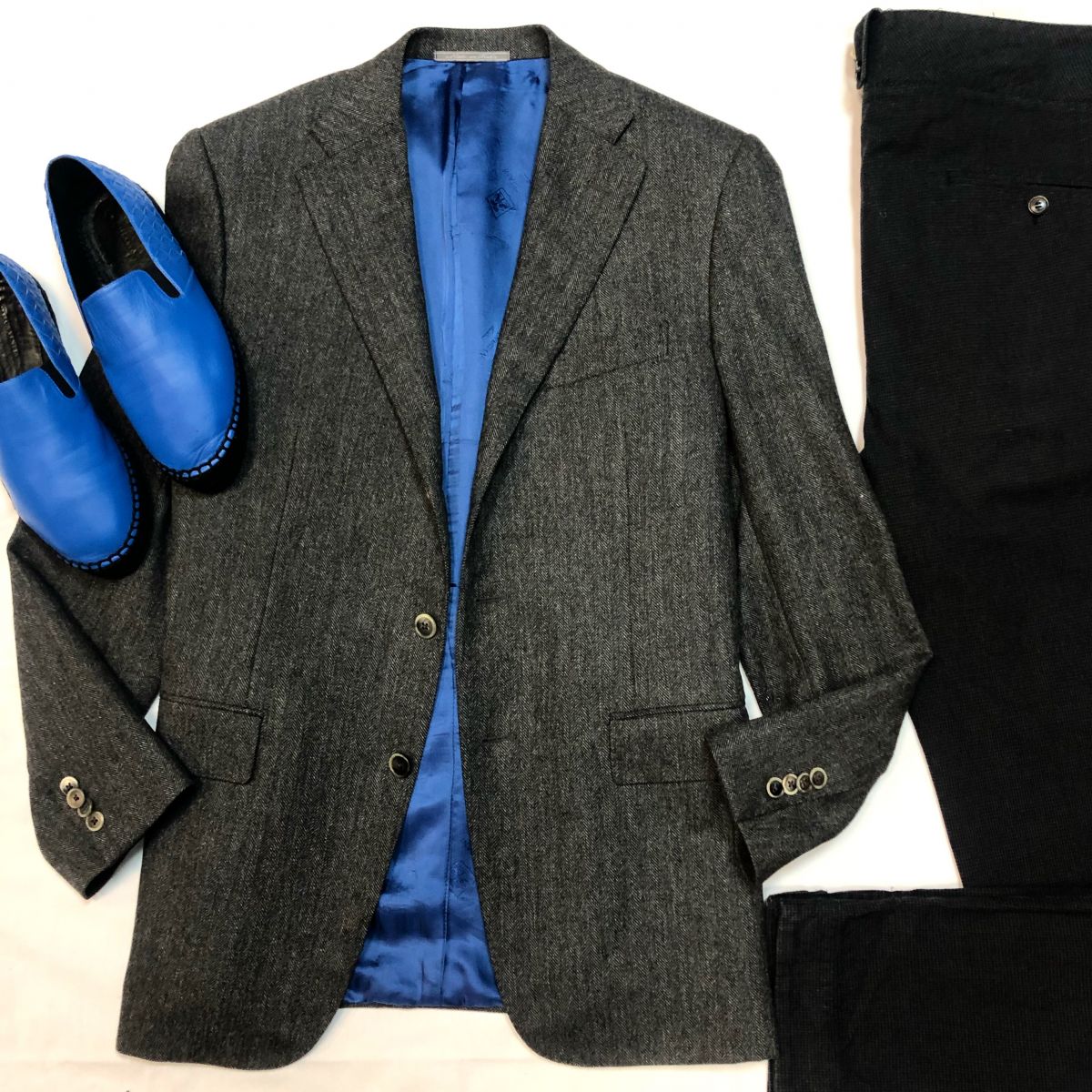 #MechtamenПиджак CORNELIANI размер 48 цена 10 770 руб Брюки DOLCE GABBANA размер 50 цена 4 616 руб Эспадрильи BOTTEGA VENETA размер 40.5 цена 12 308 руб