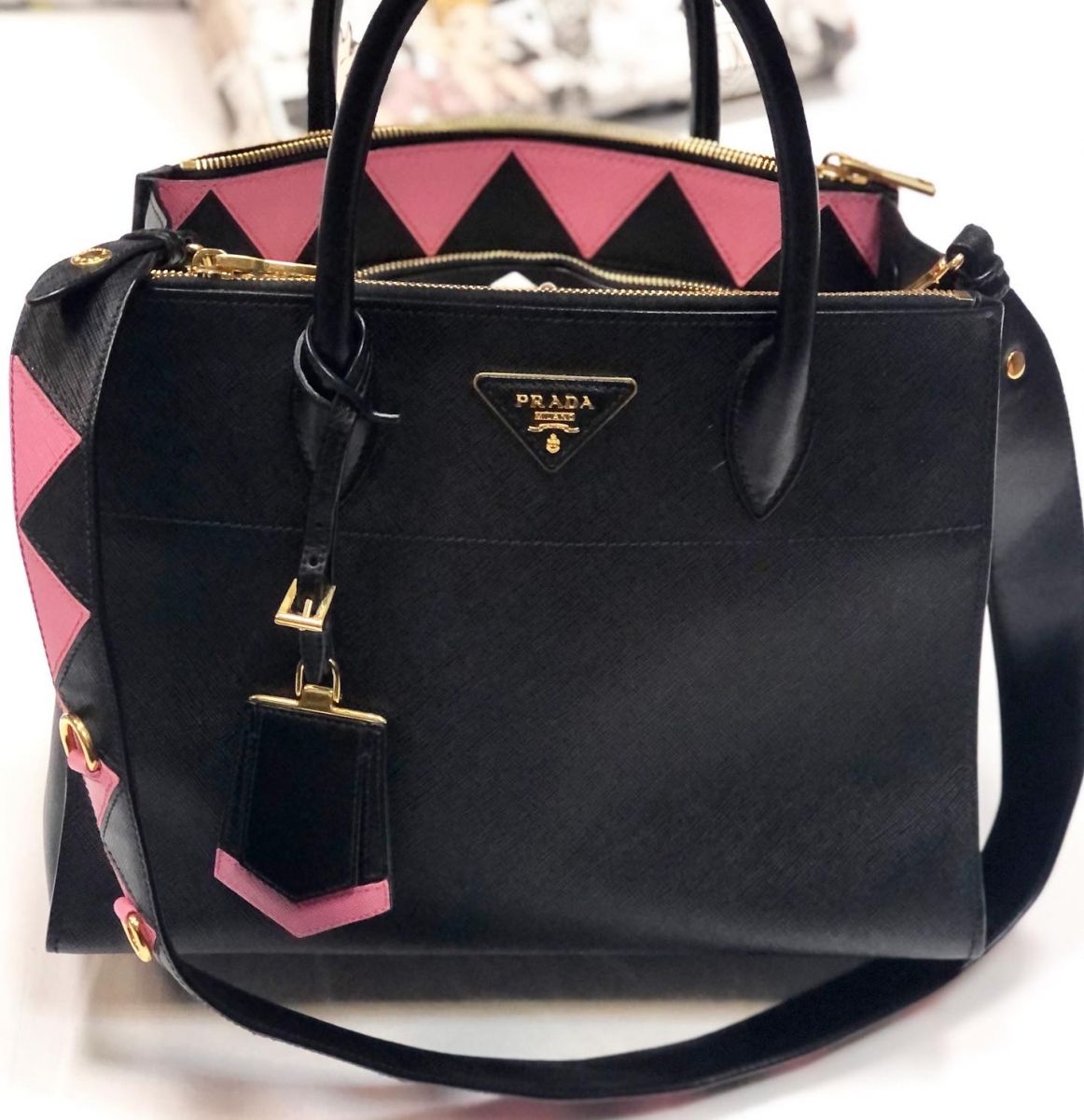 Сумка Prada размер 23/30 цена 61 540 руб 