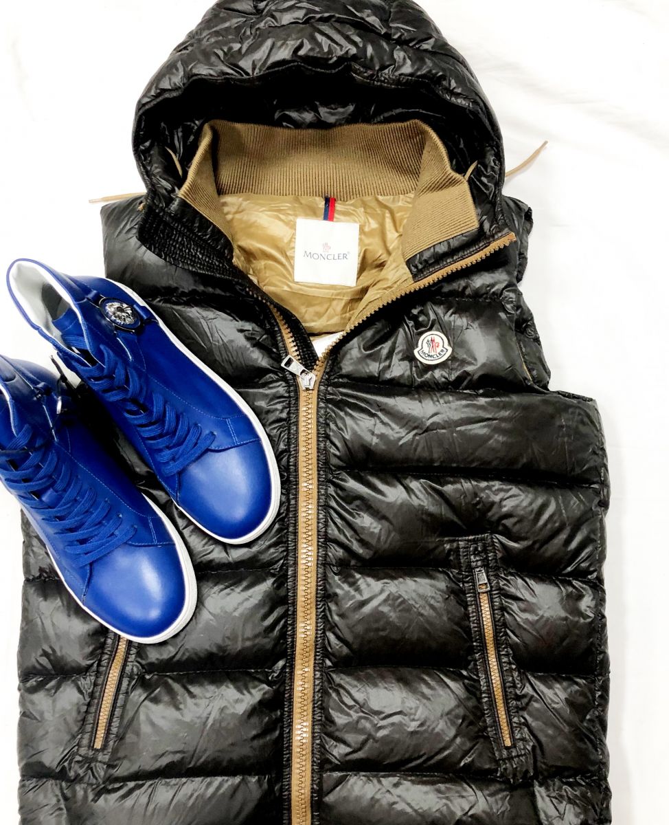 #Mechtamen
Жилет Moncler размер 4 цена 31 310 руб