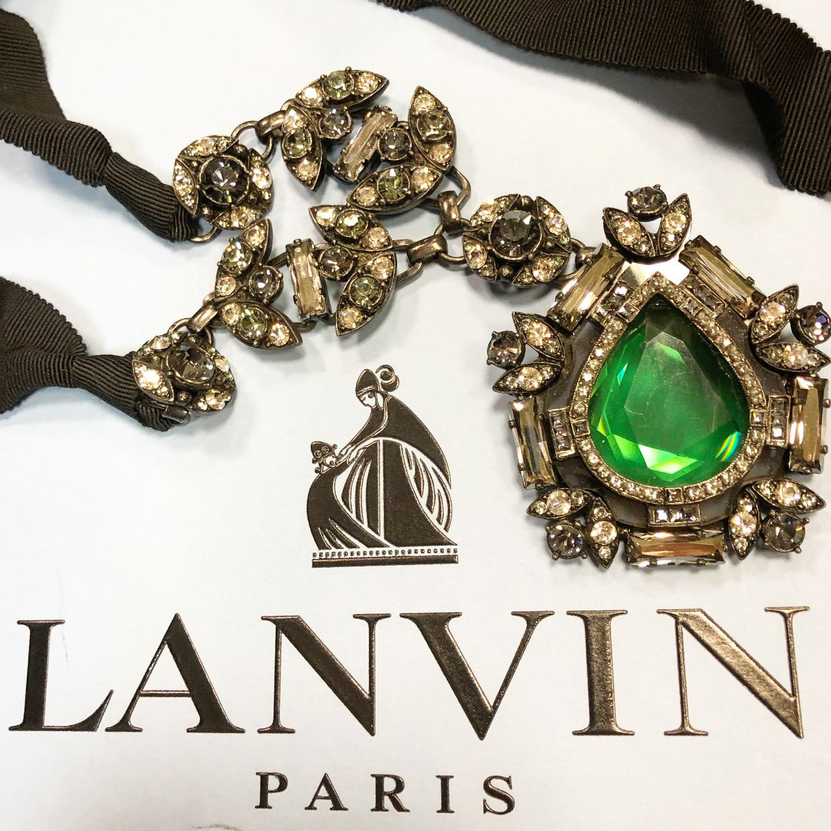 Колье Lanvin цена 15 385 руб