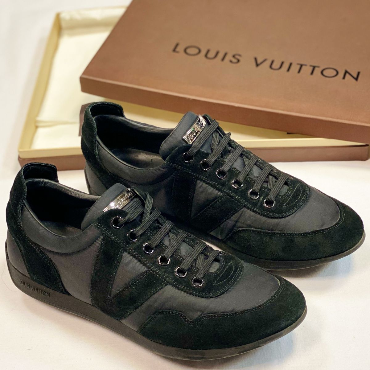 Кеды Louis Vuitton размер 41.5 цена 10 770 руб 