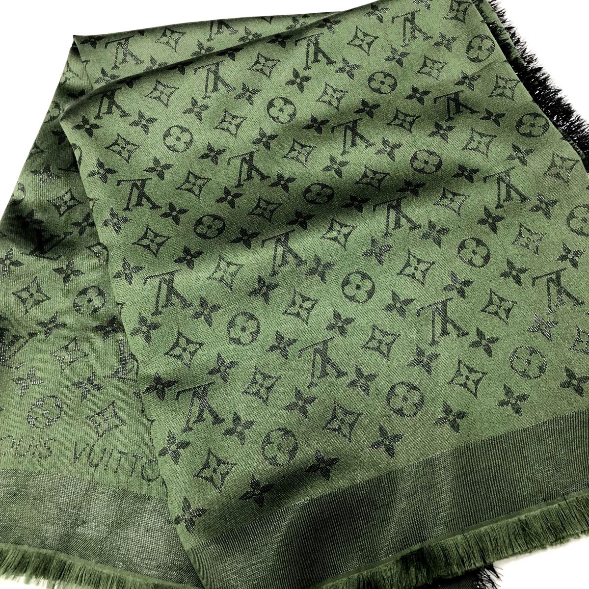 Палантин LOUIS VUITTON цена 31 310 руб