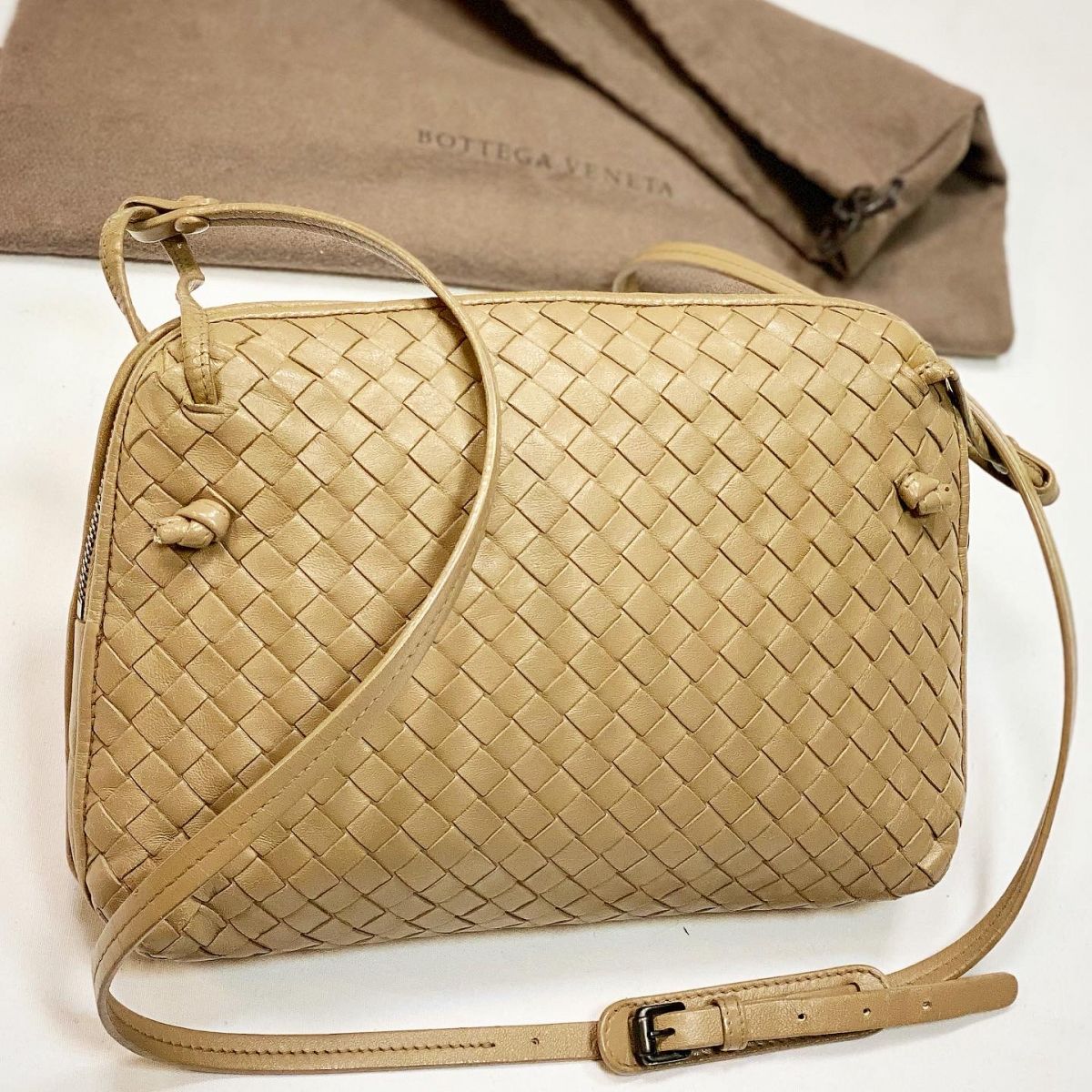 Сумка Bottega Veneta размер 25/18 цена 30 770 руб 
