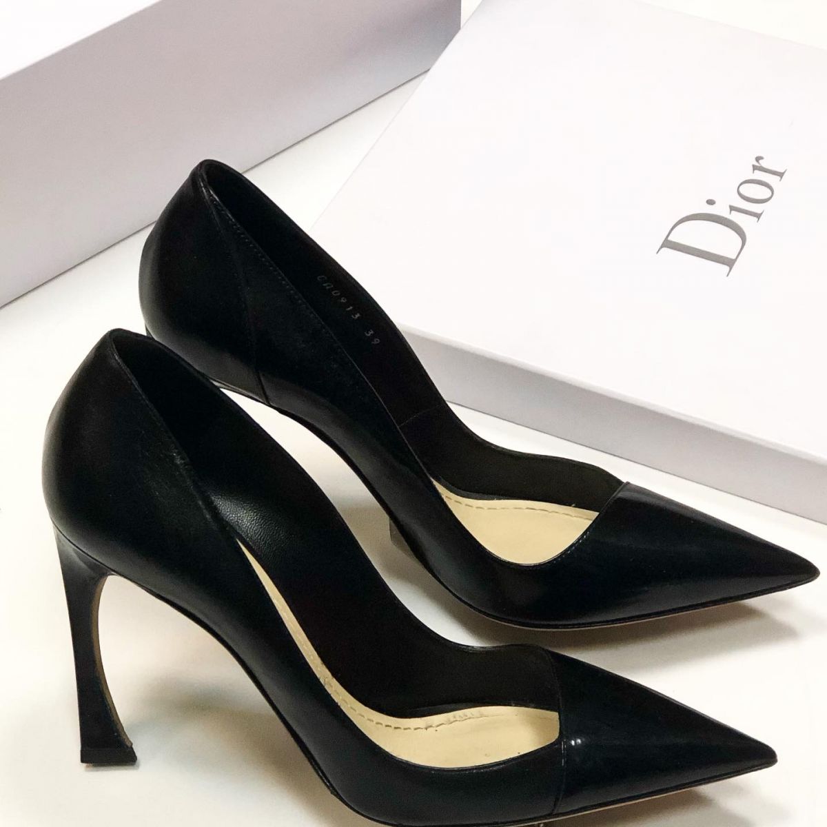 Туфли Christian Dior размер 39 цена 15 385 руб 