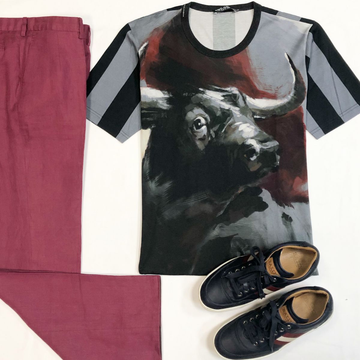 #mechtamen Брюки/лён/ Brioni размер 56 цена 10 770 рубФутболка Dolce Gabbana размер 48 цена 6 154 рубКеды Bally размер 40 цена 6 154 руб
