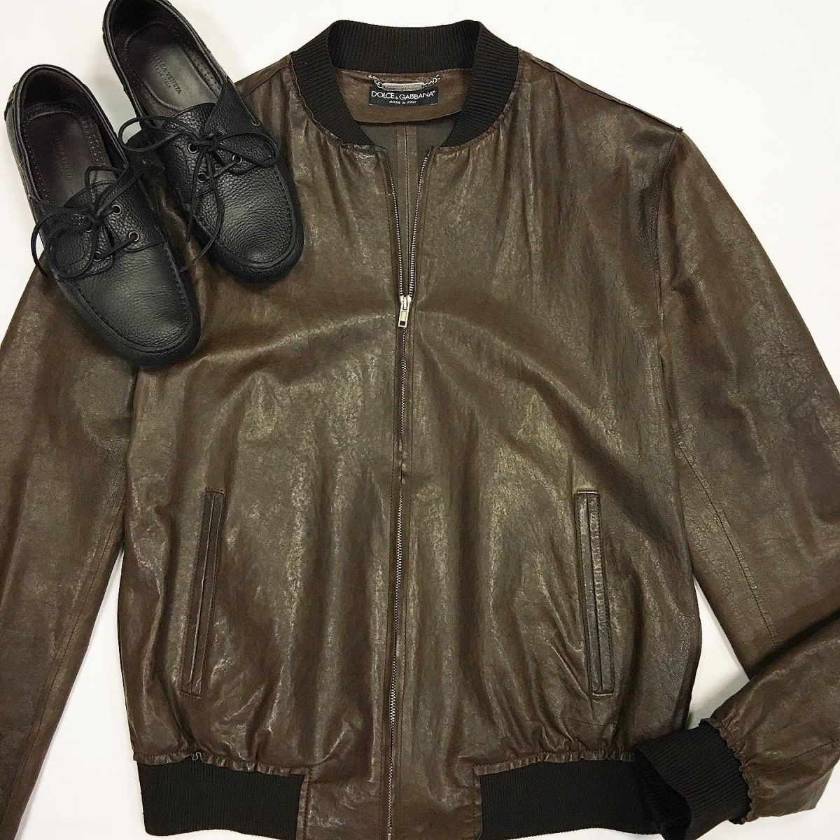 Куртка / кожа / Dolce Gabbana  размер 54 цена 69 232 руб Мокасины Bottegaveneta размер 41.5 цена 10 770 руб