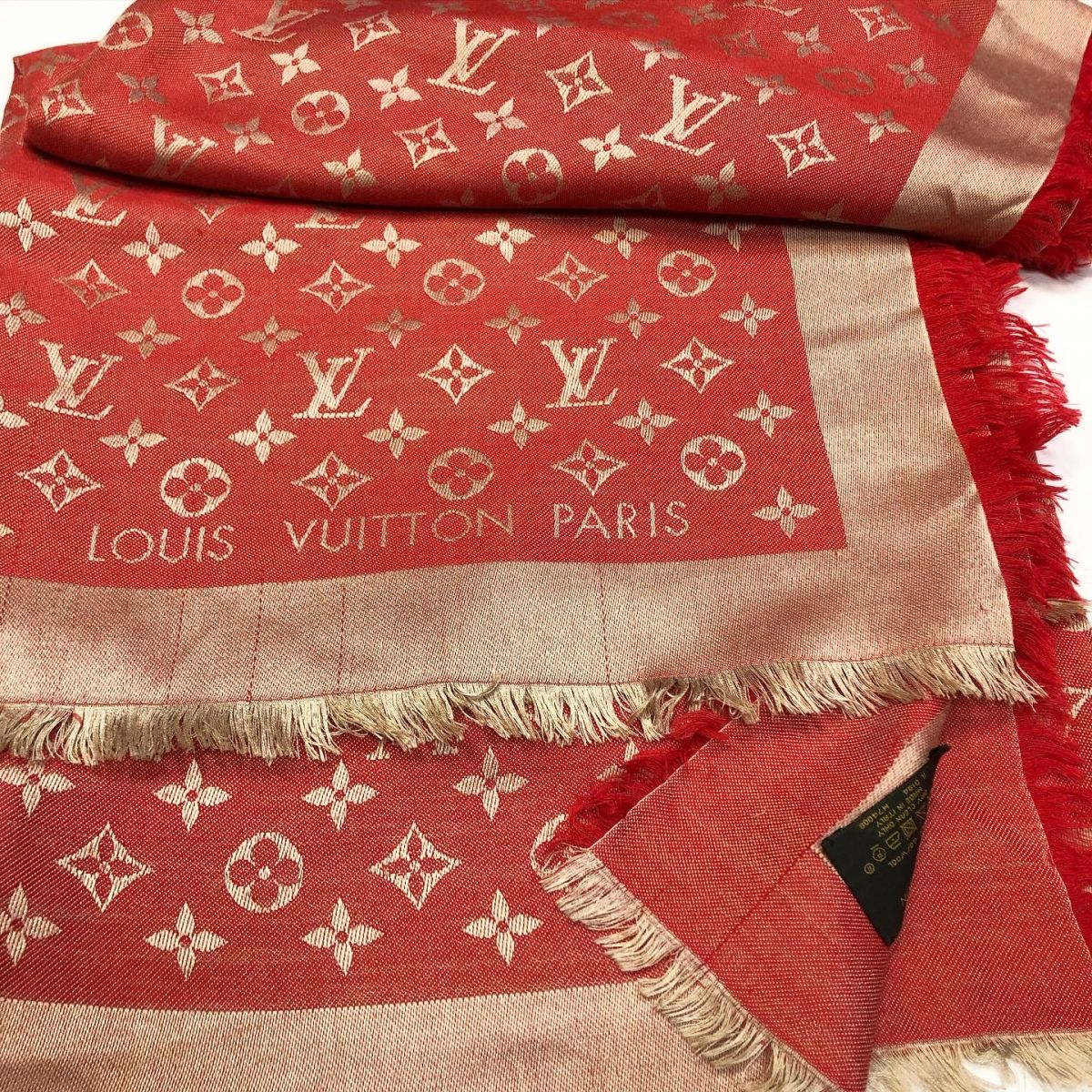 Палантин Louis Vuitton размер 140/140 цена 12 308 руб 
