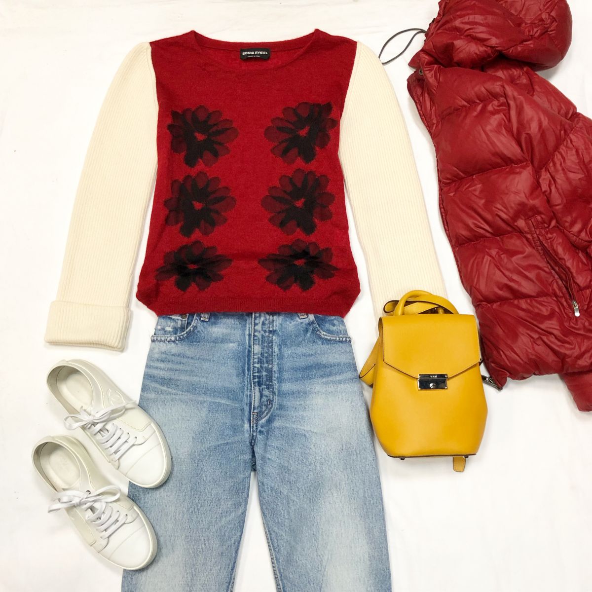 Свитер SONIA RYKIEL размер 40 цена 4 616 руб Джинсы MOUSSY размер 29 цена 4 616 руб Рюкзак TUMI