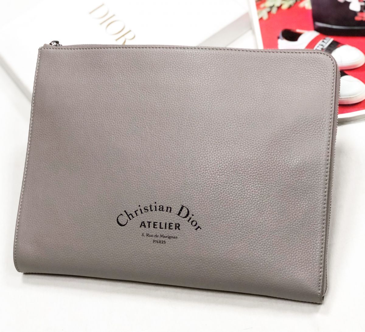 Папка Christian Dior размер 32/25 цена 46 155 руб
