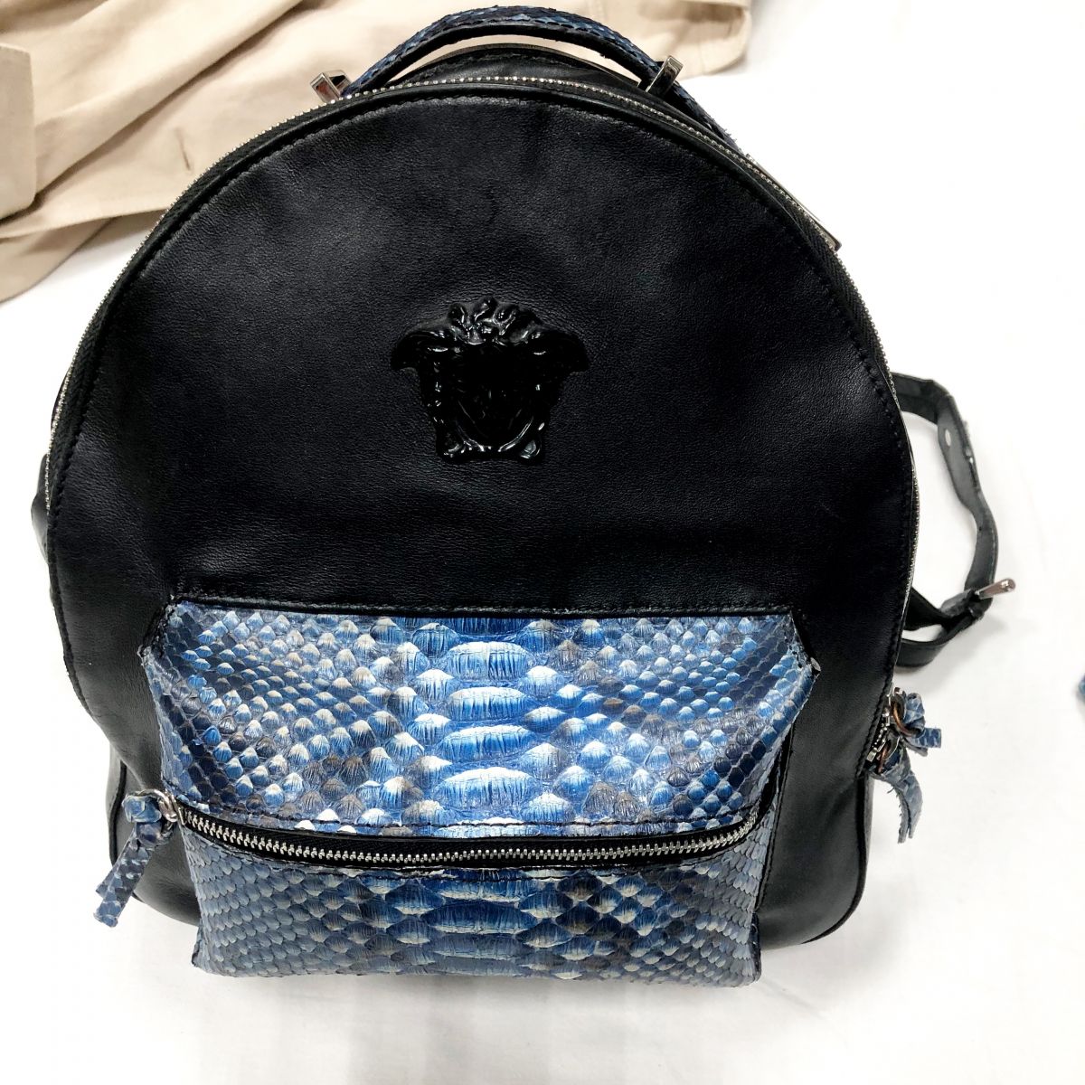 Рюкзак VERSACE цена 23 484 руб 