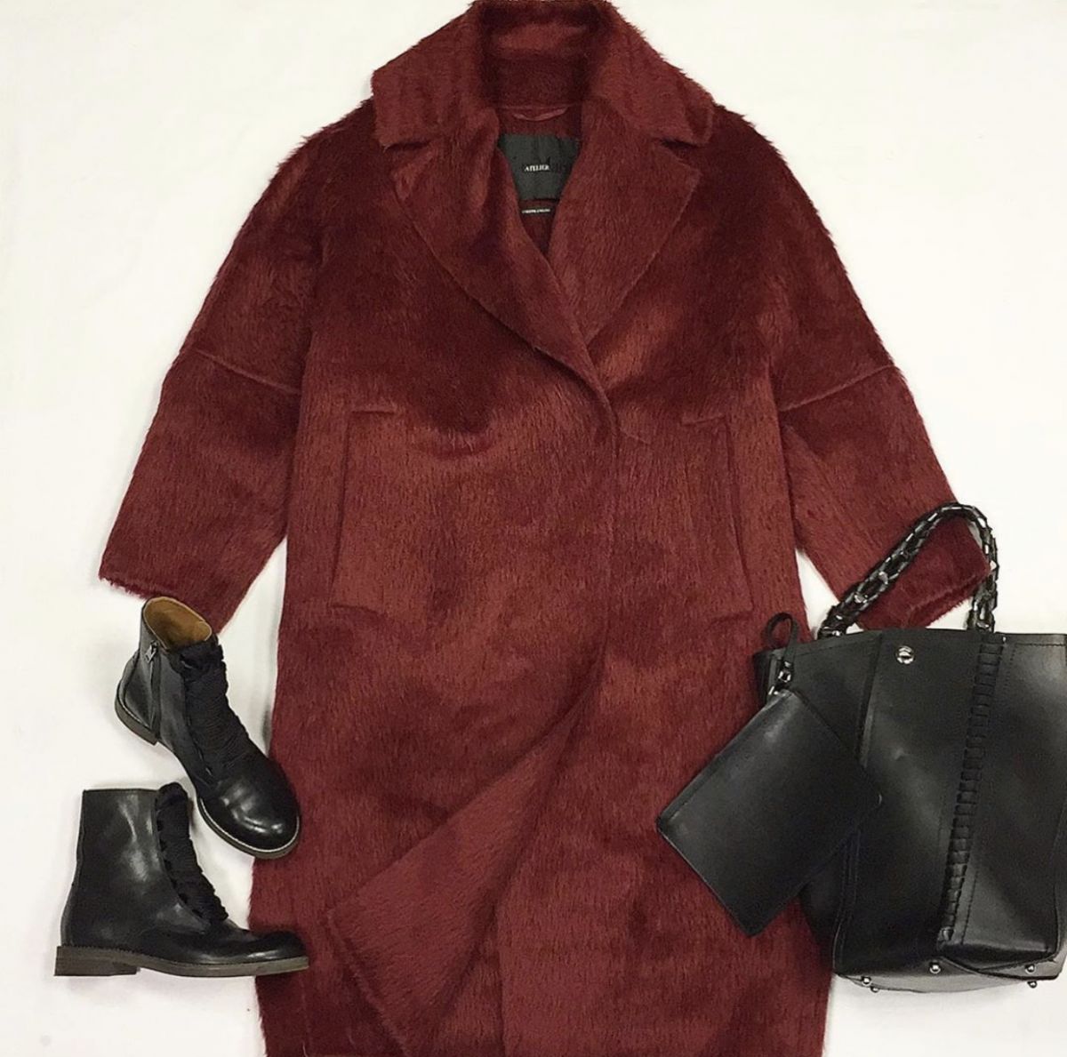 Пальто MAXMARA размер S цена 61 540 руб Ботинки CHLOÈ  размер 36 цена 15 385 рубСумка PROENZA SCHOULER 