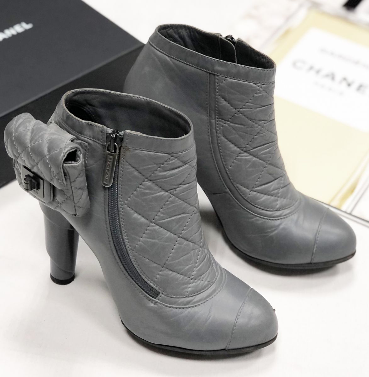 Ботильоны Chanel размер 38 цена 15 641 руб
