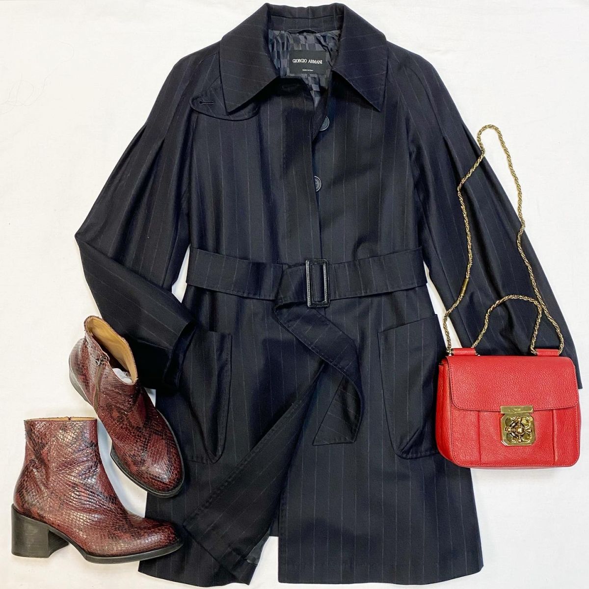 Пальто Giorgio Armani размер 40 цена 15 385 руб Ботинки Dries Van Noten размер 40 цена 15 385 руб Сумка Chloè 