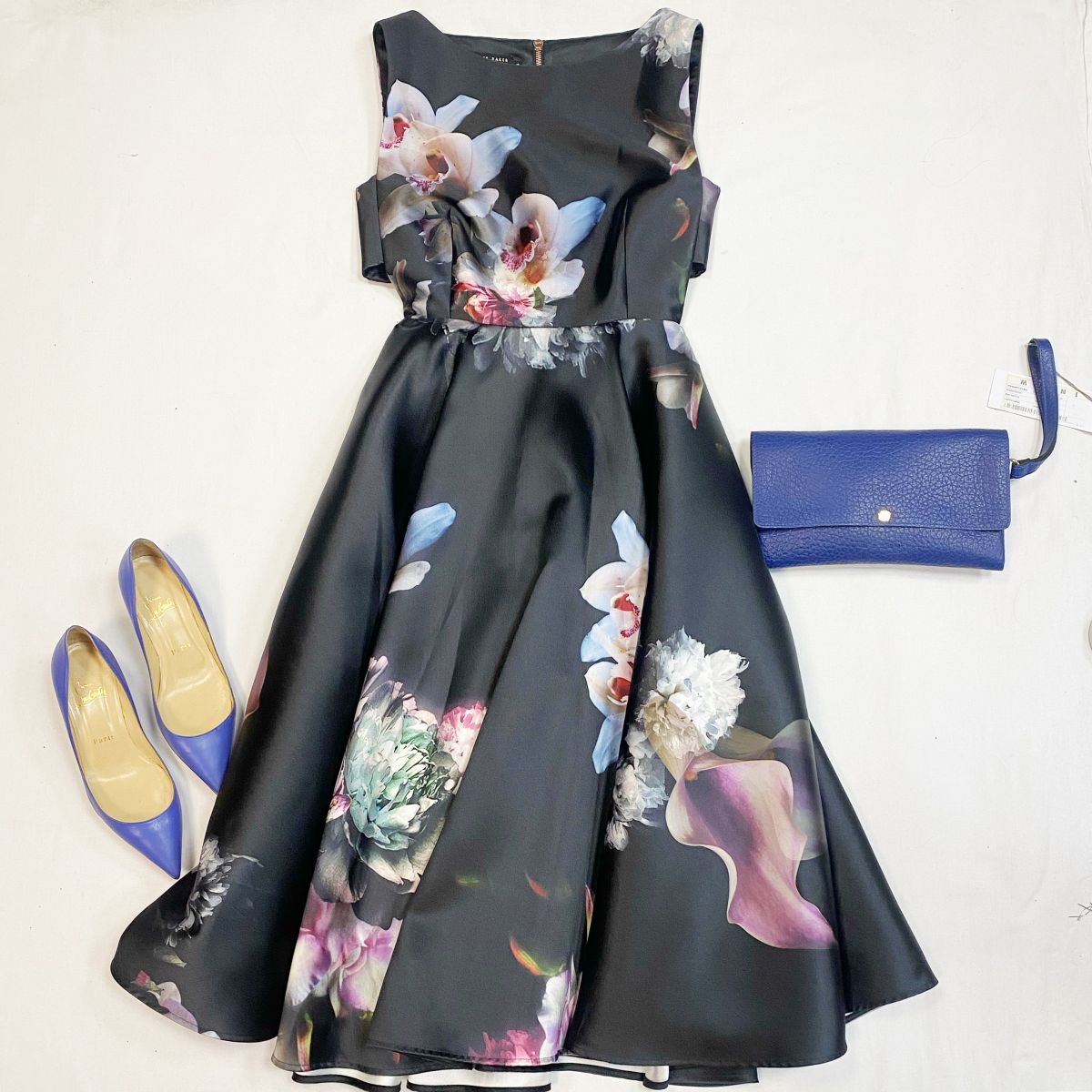 Платье Ted Baker размер 4 цена 7 693 рубТуфли Loubutin размер 37.5 цена 9 231 руб Клатч Marni