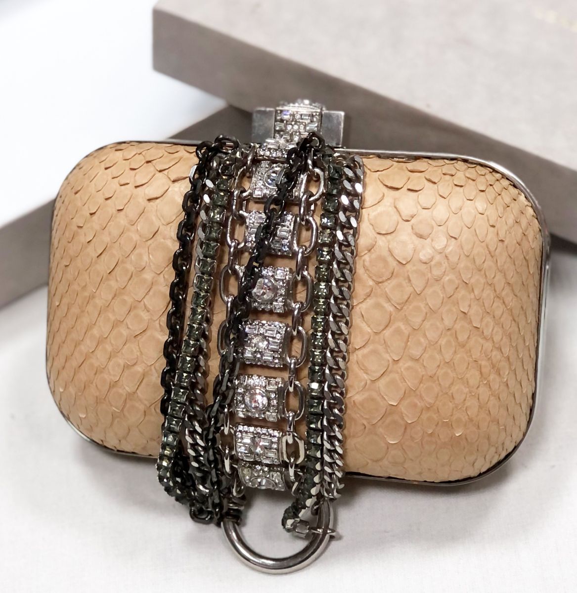 Клатч / питон/ камни/ Jimmy Choo размер 15/9 цена 39 138 руб