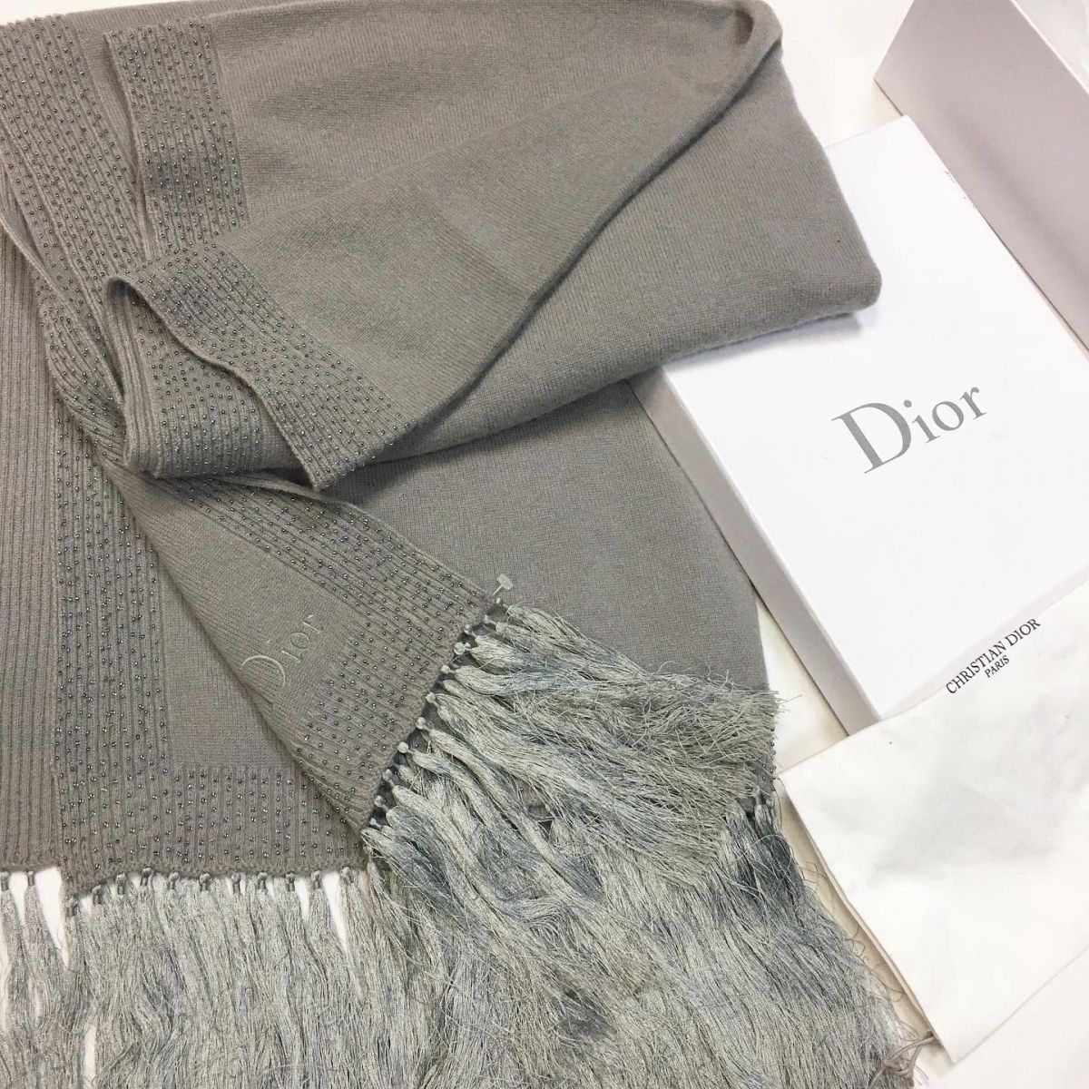 шарф /кашемир/ бисер/ Dior размер 65/200 цена 27 693 руб 