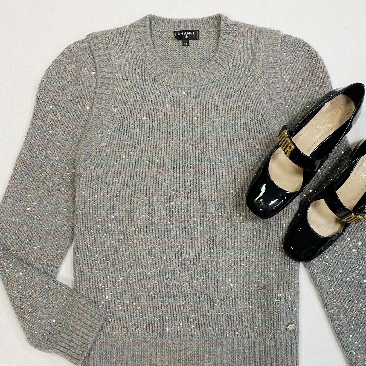 Кофта/пайетки / Chanel размер 38 цена 46 155 рубТуфли Dior размер 36.5 цена 38 463 руб