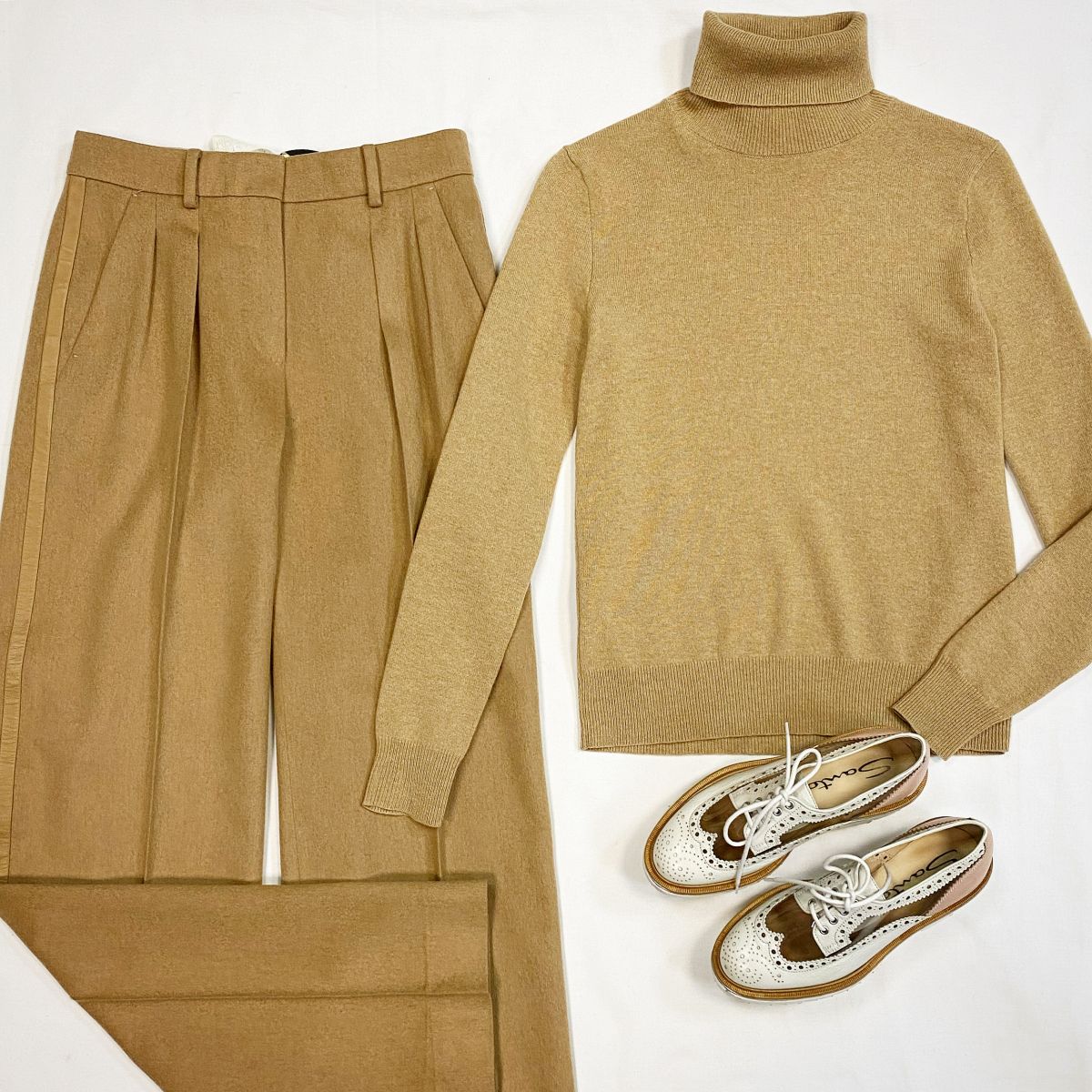 Брюки / отделка кожи / Max Mara размер 40 цена 10 770 руб Свитер / кашемир / Polo Ralph Lauren размер S цена 6 154 руб Ботинки Santoni размер 35.5 цена 12 308 руб