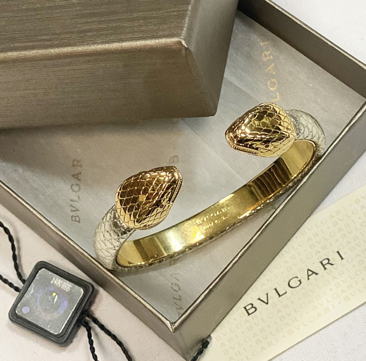 Браслет Bvlgari цена 30 770 руб / новый / упаковка / документы / 