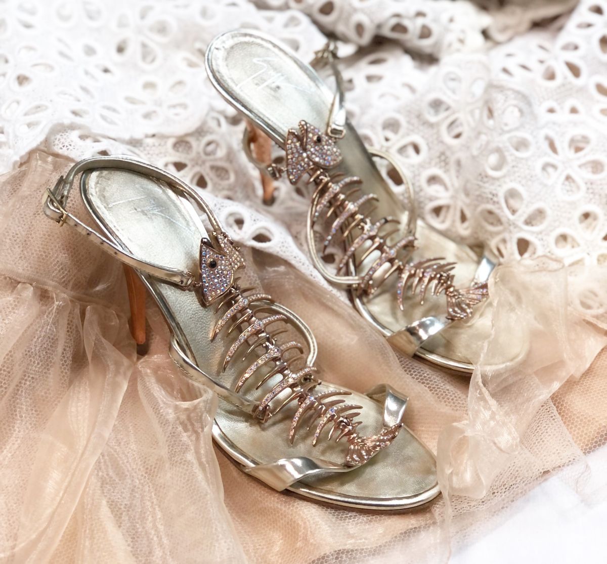 Босоножки/камни/ Giuseppe Zanotti размер 37.5 цена 10 770 руб 