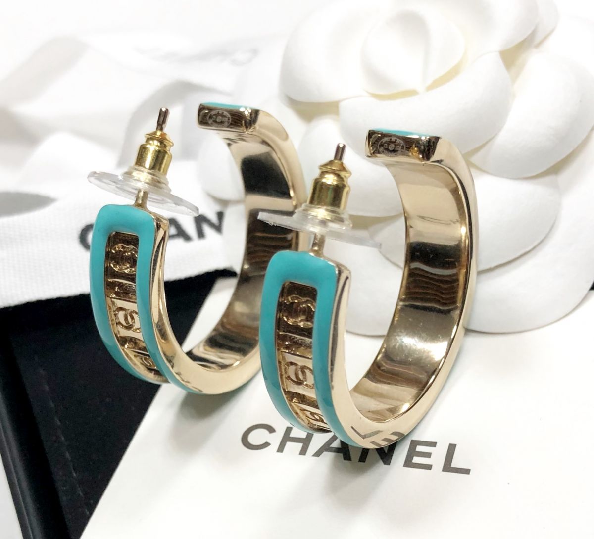Серьги Chanel цена 62 620 руб