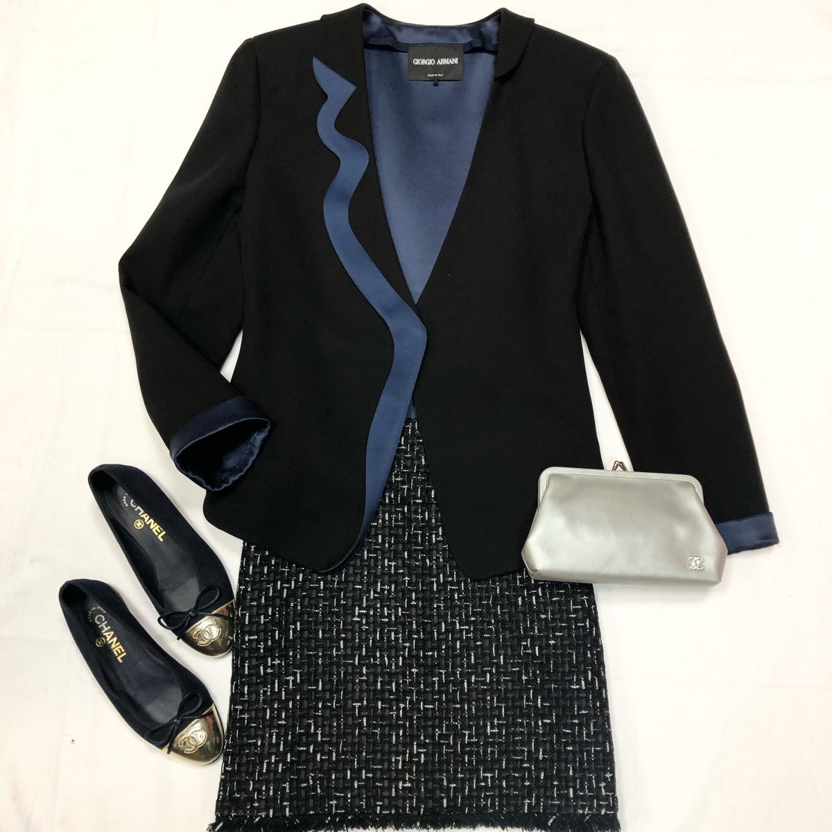 Жакет Giorgio Armani размер 48 цена 30 770 руб Юбка /твид/ CHANEL размер 40 цена 18 462 руб Сумочка Chanel