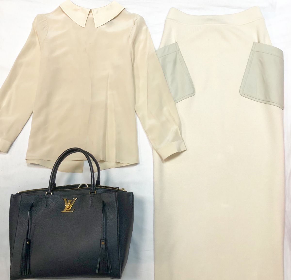 Блузка /шелк/ MARC JACOBS размер S цена 7 693 руб 
Юбка LORO  PIANA размер 44 цена 46 155 руб