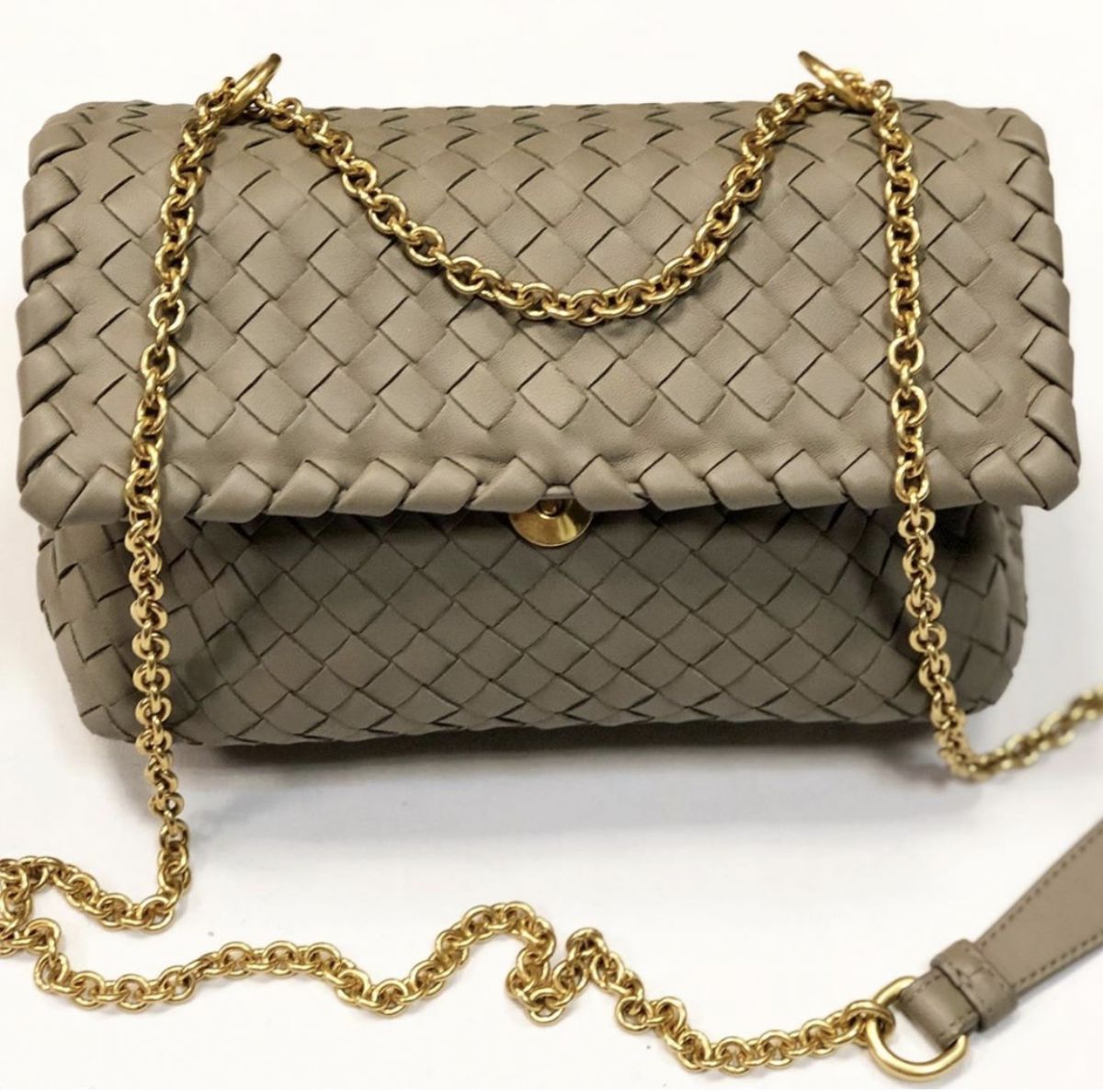 Сумка Bottega Veneta  размер 15x20 цена 76 925 руб
