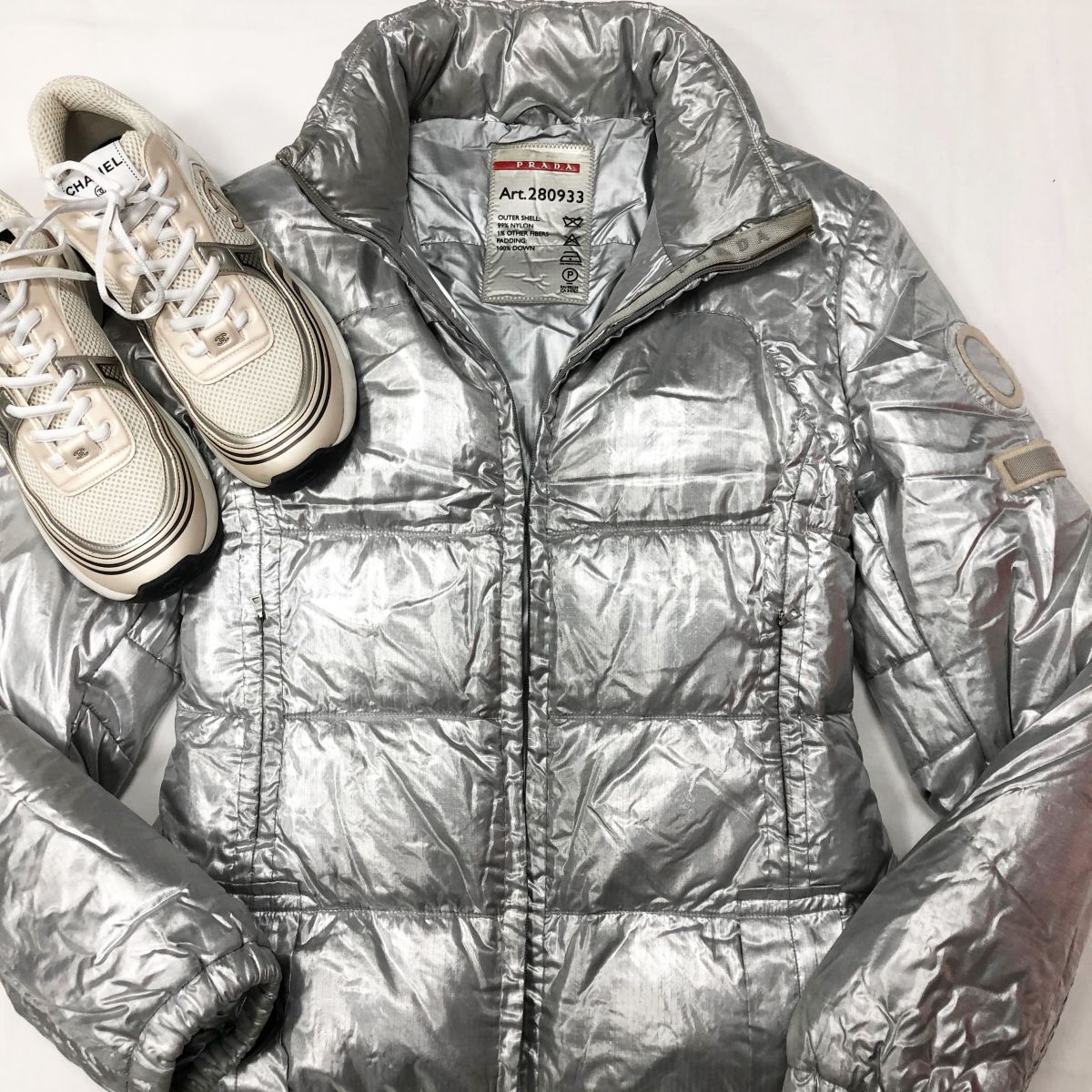 Куртка PRADA размер 44 цена 15 385 руб 