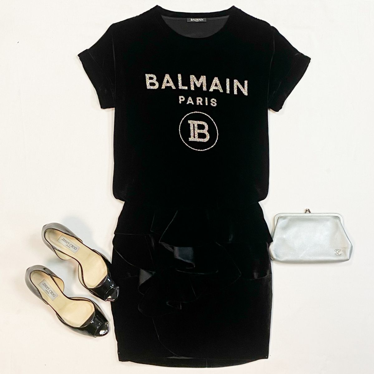 Костюм/бархат/ Balmain размер 34 цена 23 078 руб Туфли Jimmy Choo размер 39 цена 10 770 рубКлатч Chanel