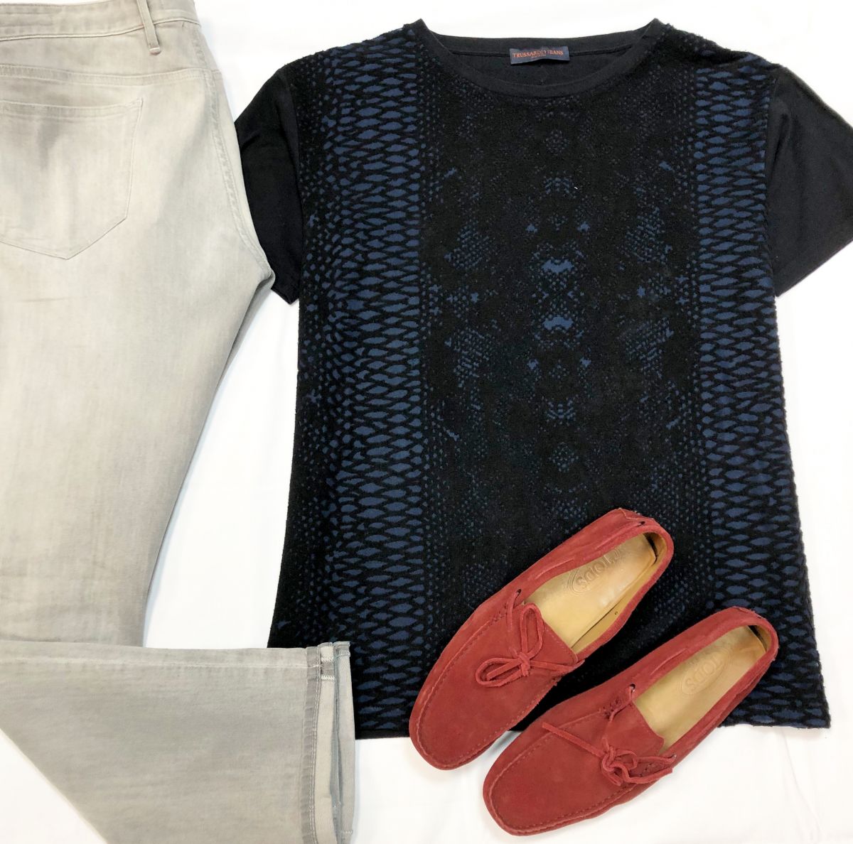 #Mechtamen
Футболка TRUSSARDI jeans размер L цена 1 846 руб 
Джинсы размер 38 цена 7 693 руб 
Мокасины TOD’S размер 43 цена 6 154 руб
