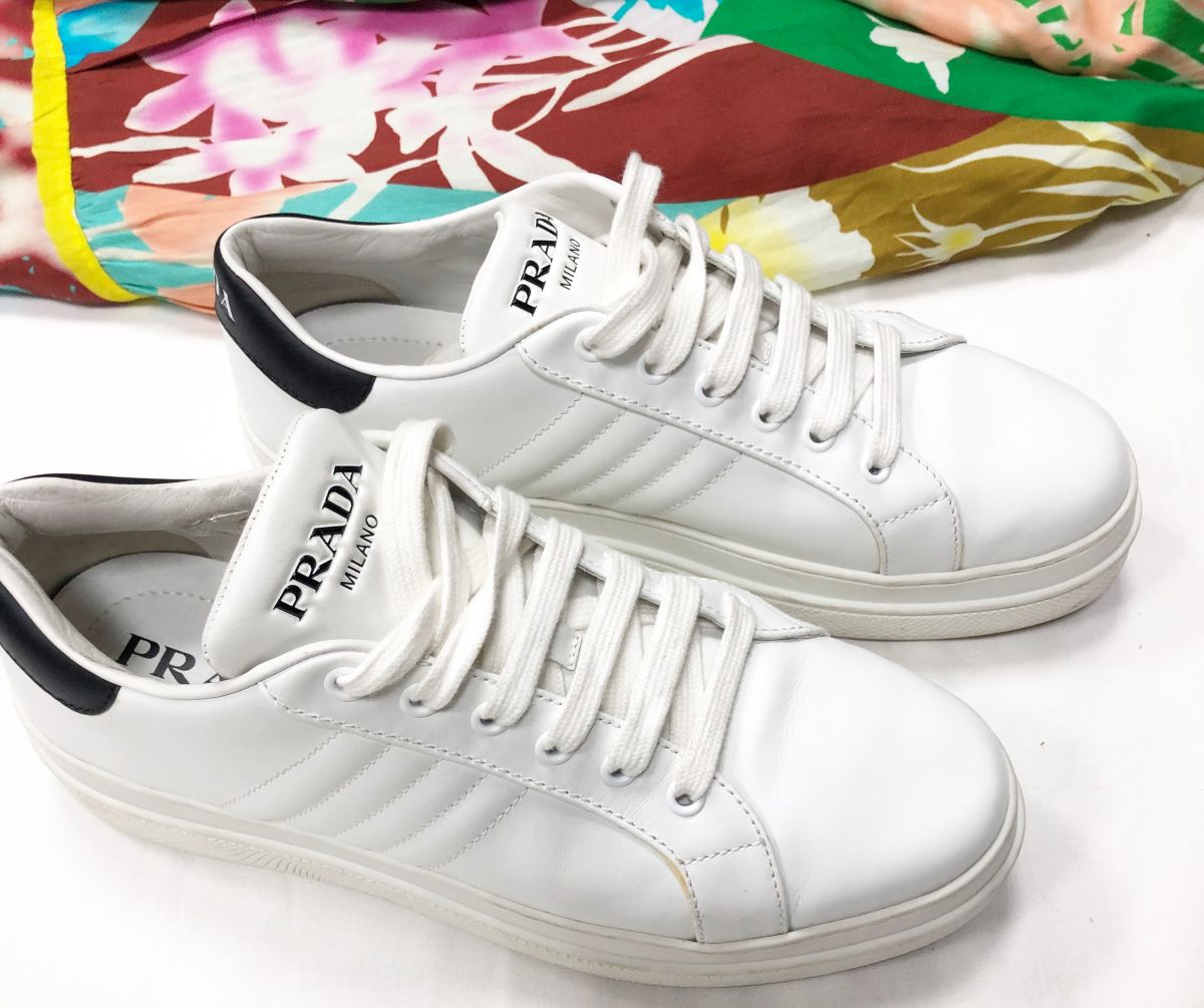 Кроссовки PRADA размер 9.5 цена 23 484 руб