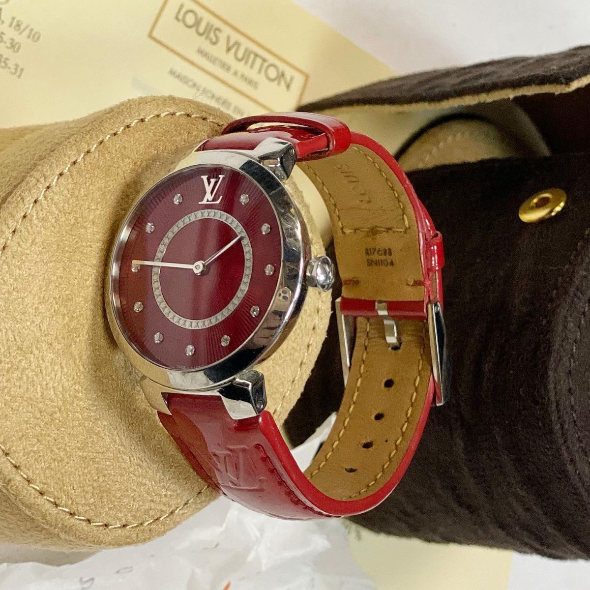 Часы Louis Vuitton цена 76 925 руб / упаковка / 