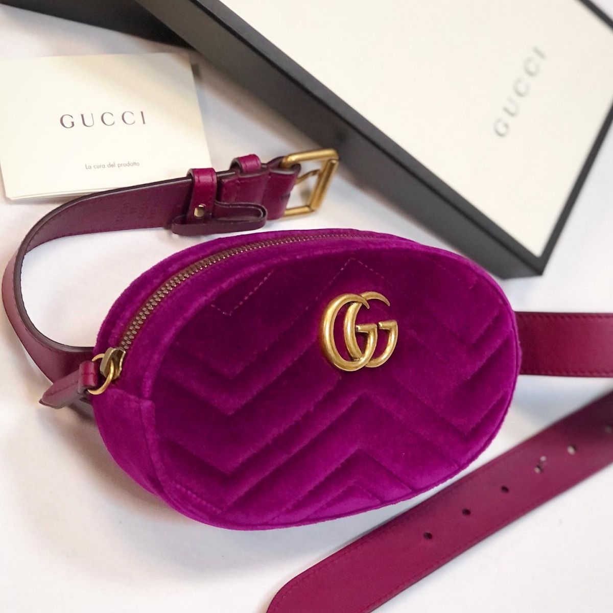 Сумка на пояс Gucci  размер 18/10 цена 23 078 руб 