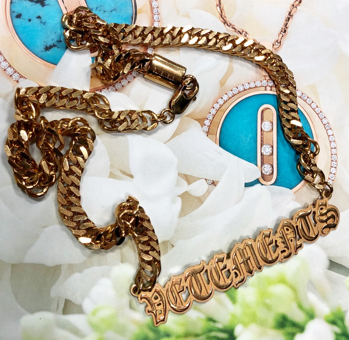 Колье  Vetements цена 15 655 руб