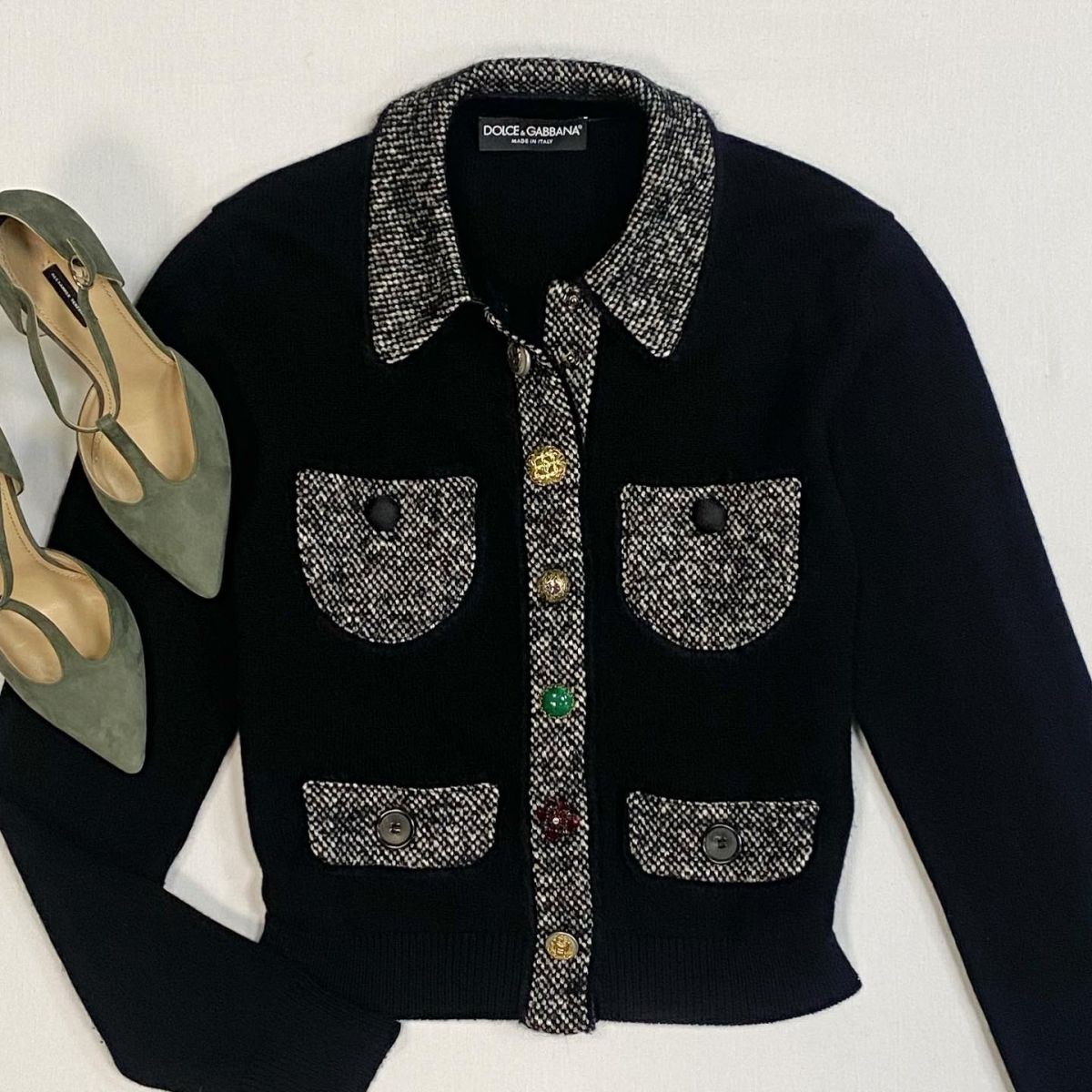 Кардиган/камни/ Dolce Gabbana размер 40 цена 23 078 рубТуфли Alexander Terekhov размер 38 цена 15 385 руб