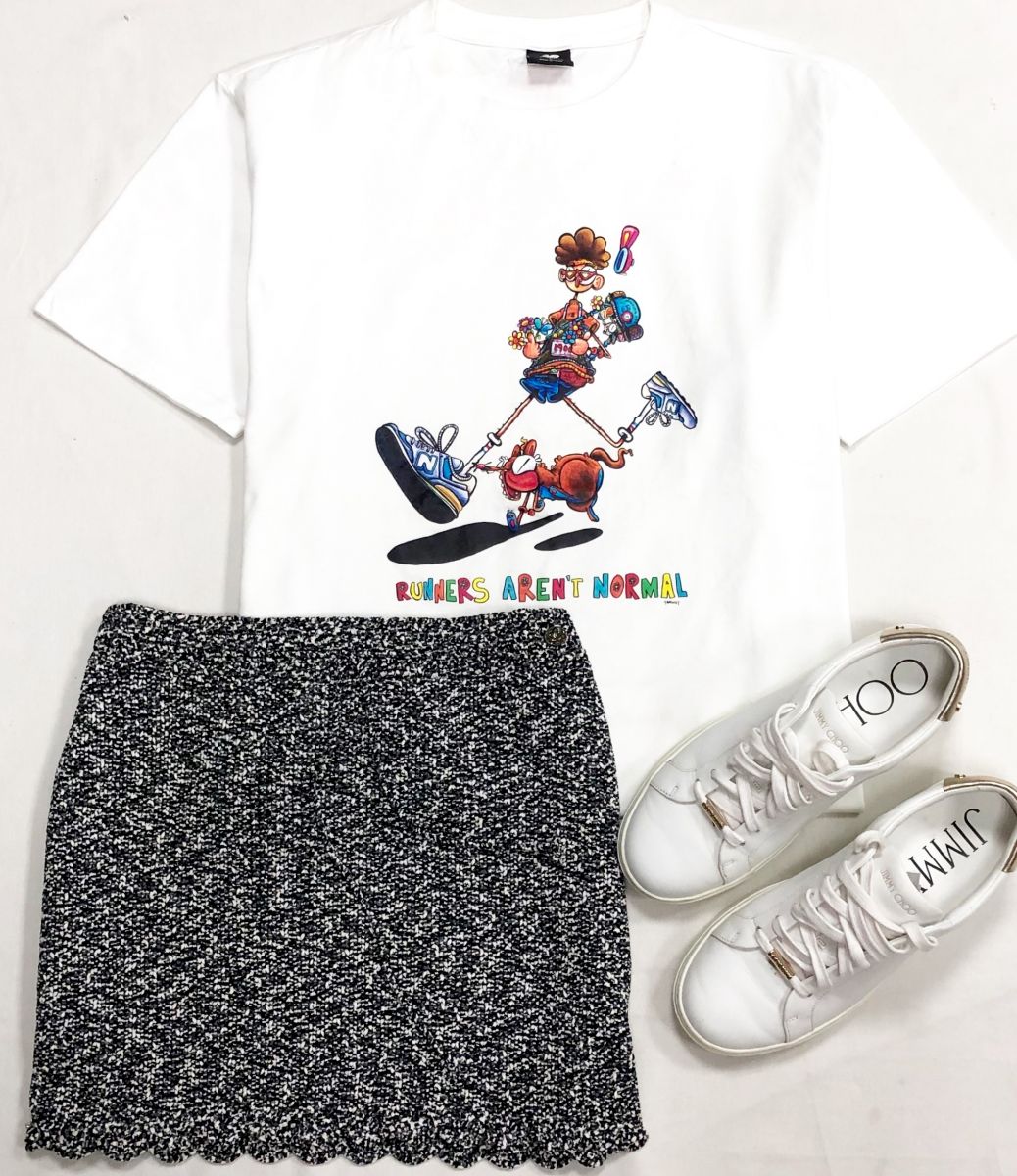 Юбка Chanel размер 38 цена 10 959 рубФутболка New Balance размер L цена 3 131 рубКеды Jimmy Choo размер 39 цена 15 655 руб