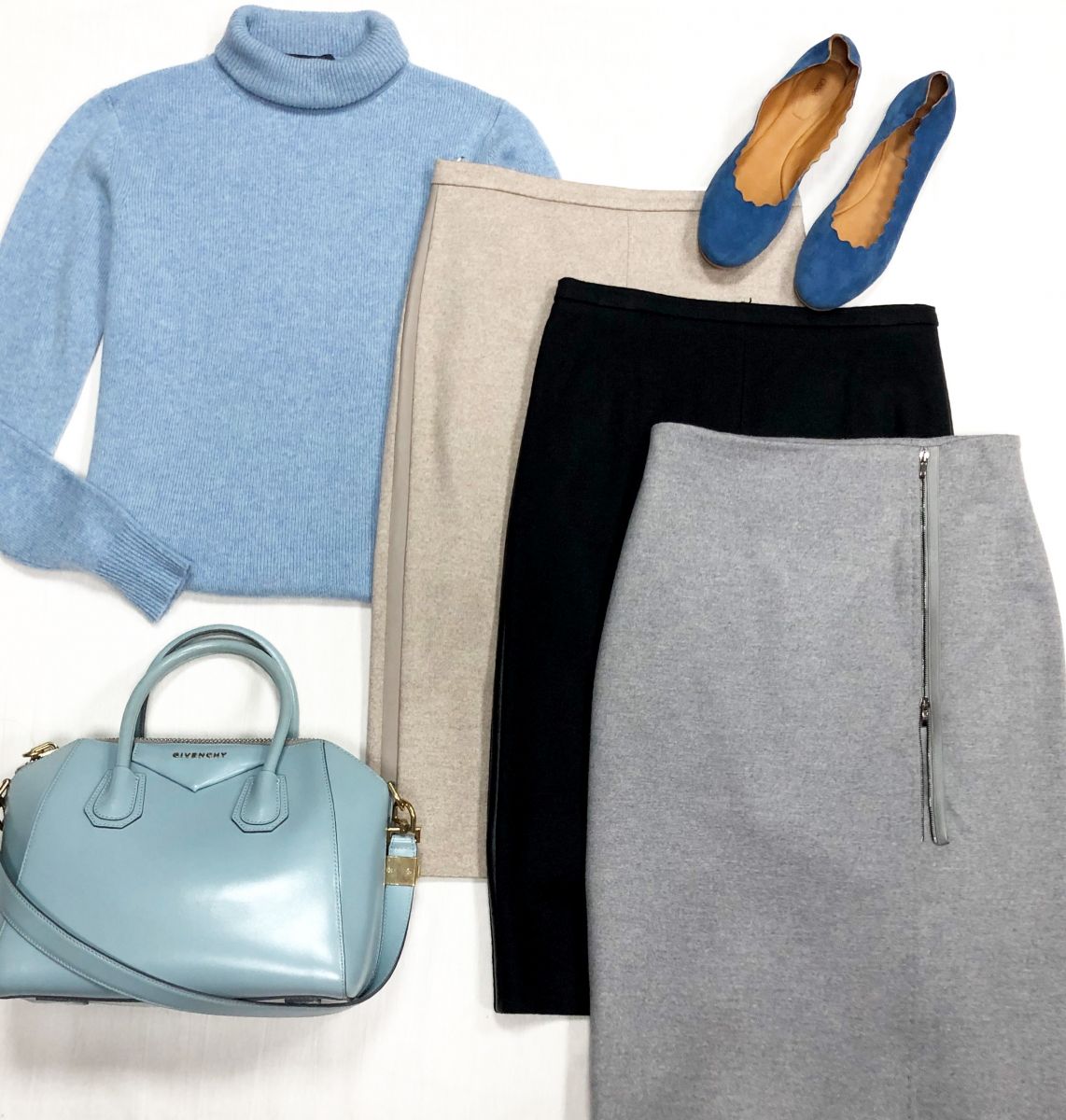 Юбки Max Mara размер 42 цена по 7 828 руб
Водолазка Weekend/ Max Mara/ размер 42 цена 7 828 руб
Балетки Chloe размер 40 цена 15 655 руб
Сумка Givenchy
