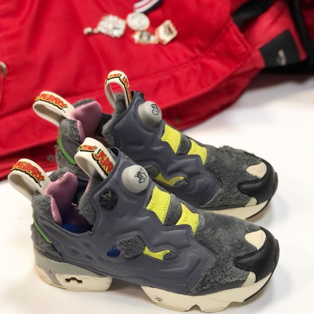 Кроссовки Reebok  размер 35,5 цена 7 693 руб