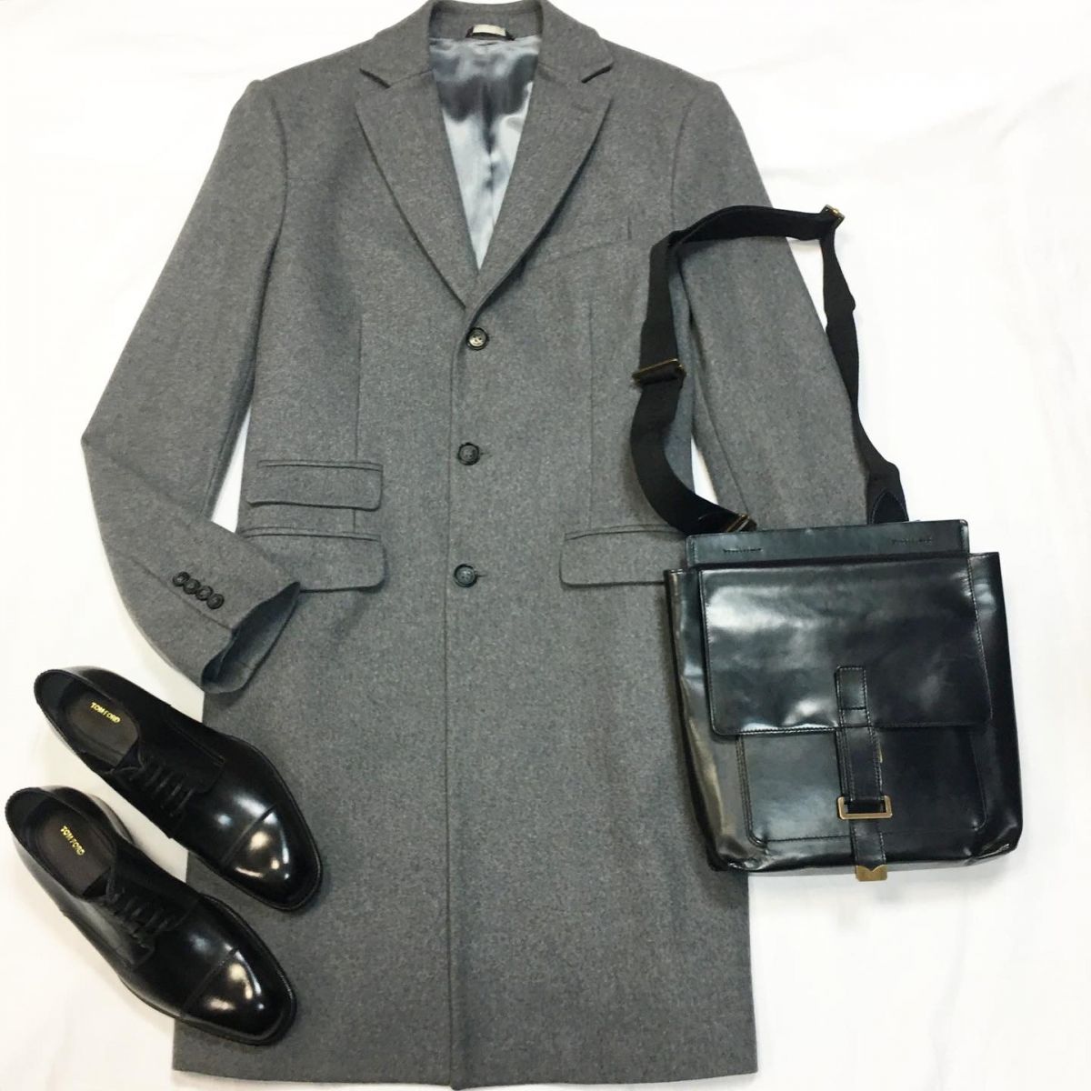 #MechtamenПальто Moschino  размер 52 цена 15 385 руб Ботинки Tom Ford размер 41.5 цена 46 155 руб Сумка Louis Vuitton 