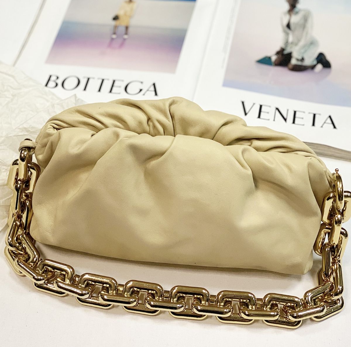Сумка Bottega Veneta размер 30/17 цена 76 925 руб 