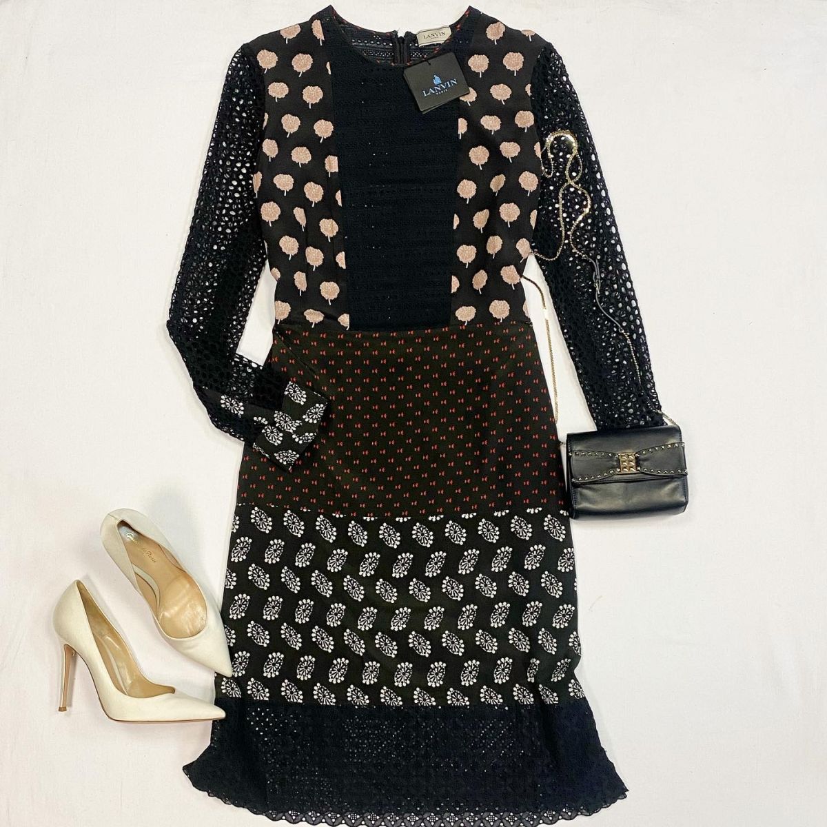 Платье/шитьё/ LANVIN  размер 46 цена 27 693 рубТуфли GIANVITO ROSSI размер 41 цена 13 847 рубСумка VALENTINO 