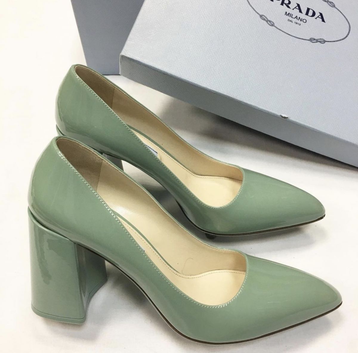 Туфли Prada  Размер 37.5 цена 23 077 руб