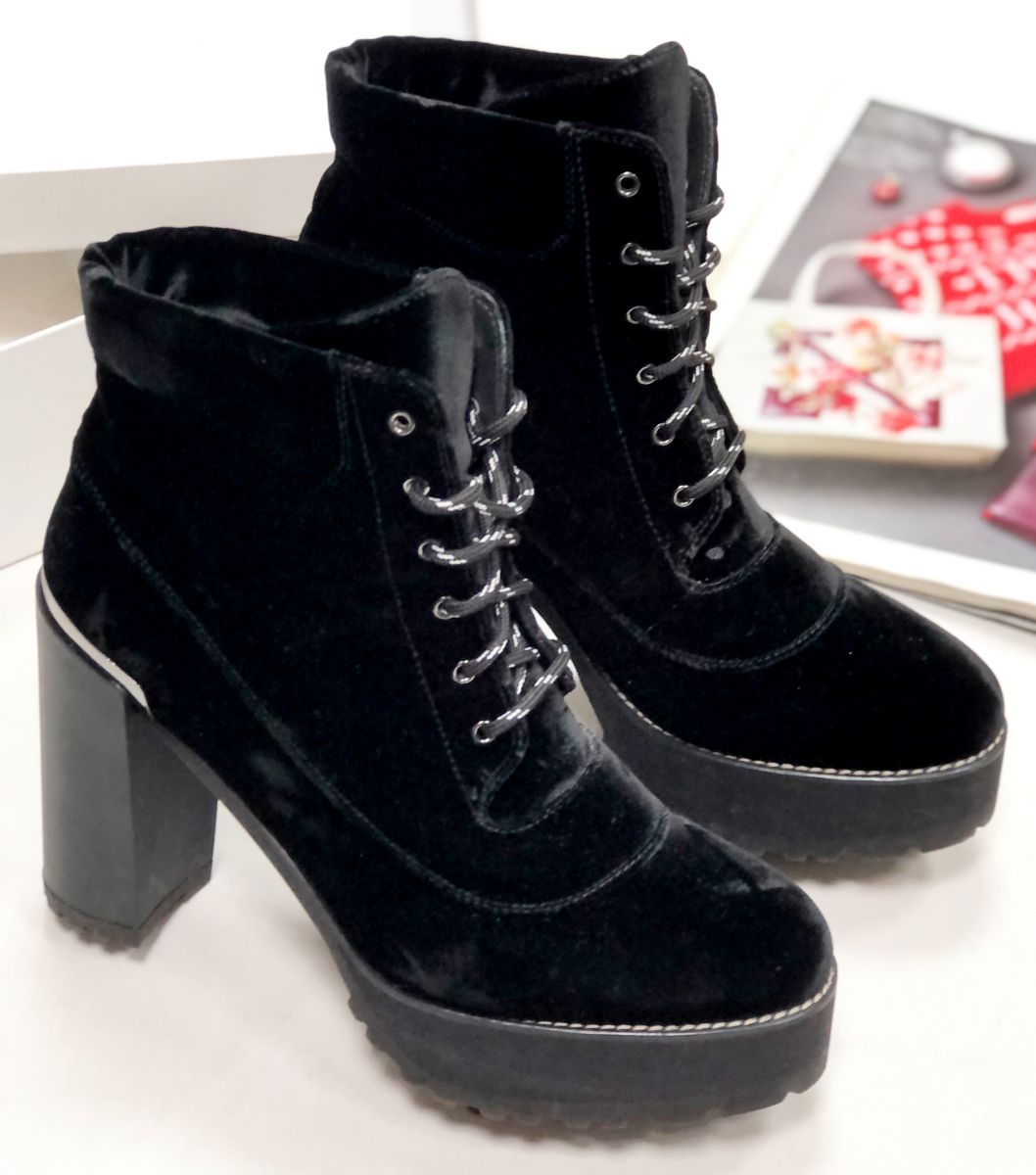 Ботильоны /бархат/ Stuart Weitzman размер 39.5 цена 5 479 руб