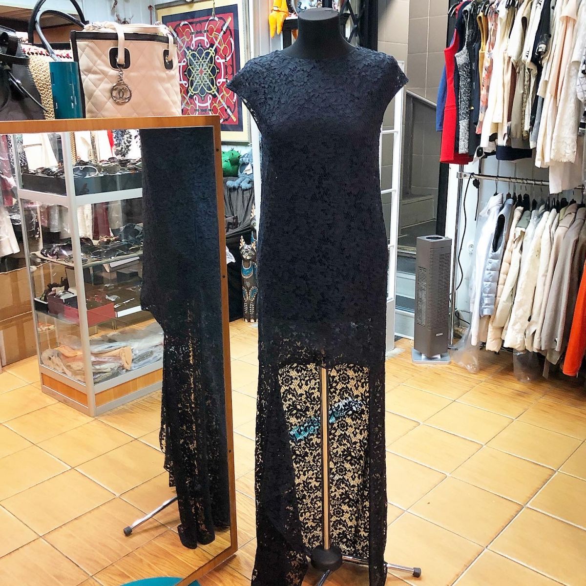 Платье / кружево/ Christian Dior  размер 42 цена 46 155 руб 