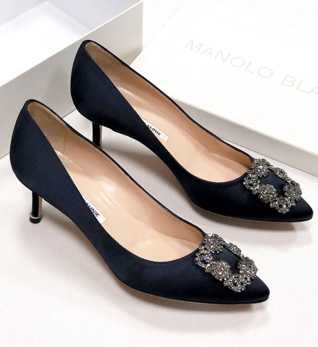 Туфли /камни/ Manolo Blahnik размер 38 цена 62 620 руб