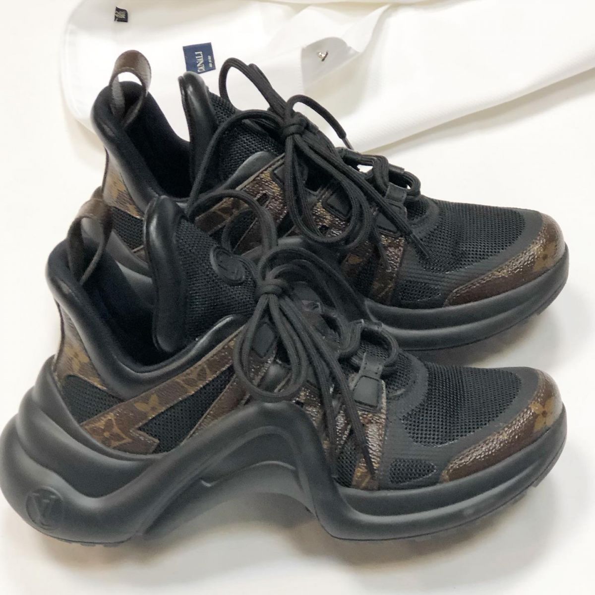 Louis Vuitton 36.5 30 770