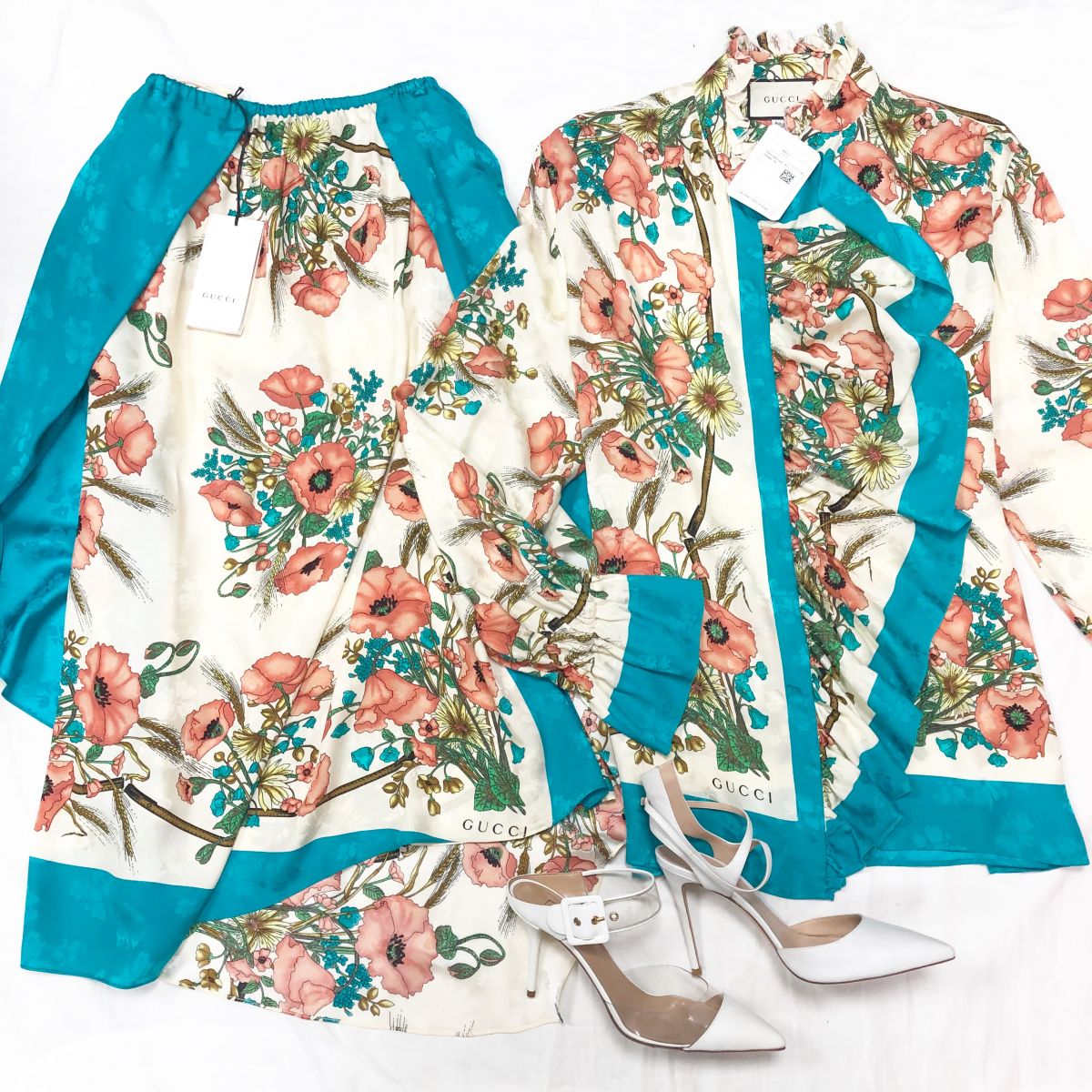 Костюм /шелк/ GUCCI размер M цена 70 448 руб /с ценником/